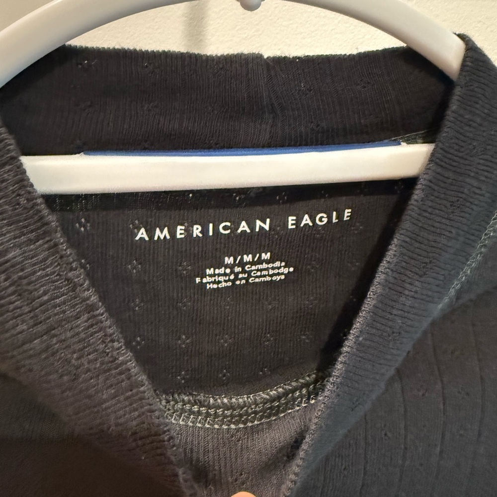 American Eagle Outfitters Gray Cropped Fitted Long Sleeve Tee - Picture 2 of 2